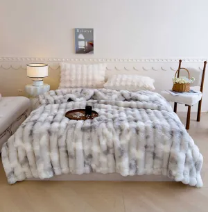 لحاف فرو أرنب بطبقة مزدوجة الجانب فاخرة مخصصة بطانيات حجم كبير سرير مزدوج بطانية رمي Luxury Custom Double-Sided Rabbit Fur Quilt King Size Blankets Double Bed Throw Blanket