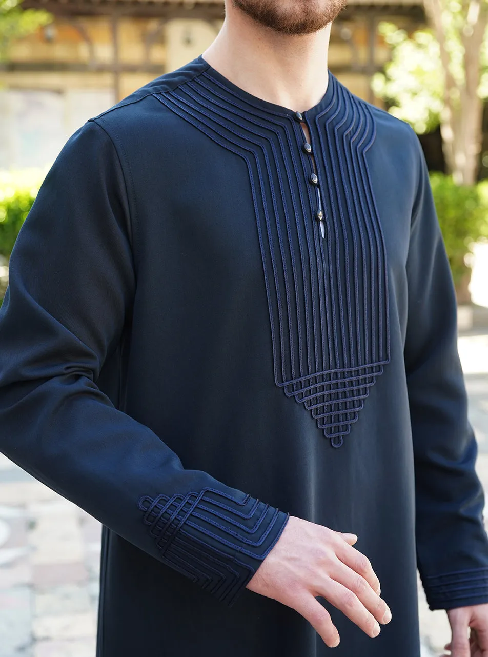 Artistic Twine Embroidered Thobe