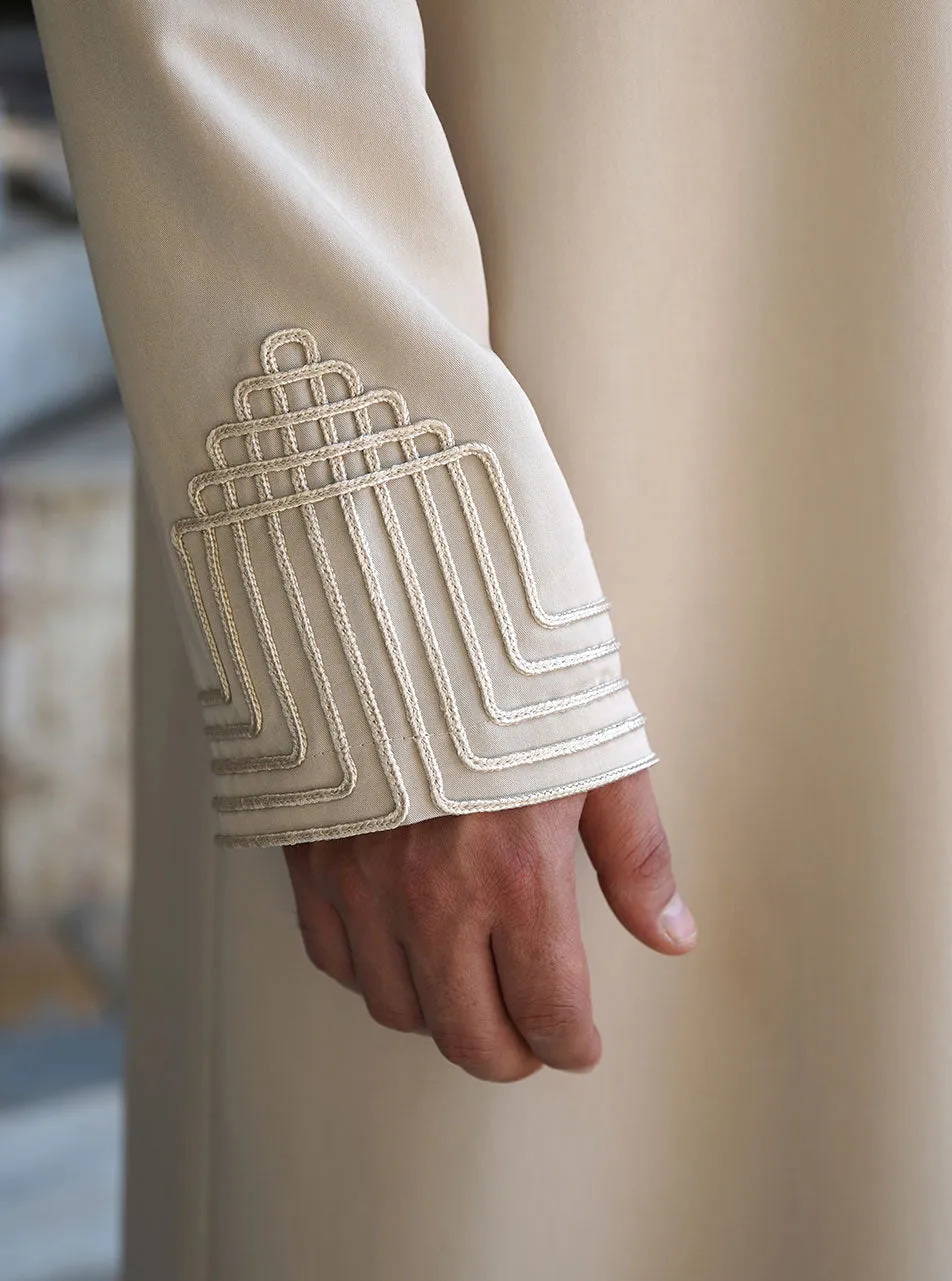 Artistic Twine Embroidered Thobe