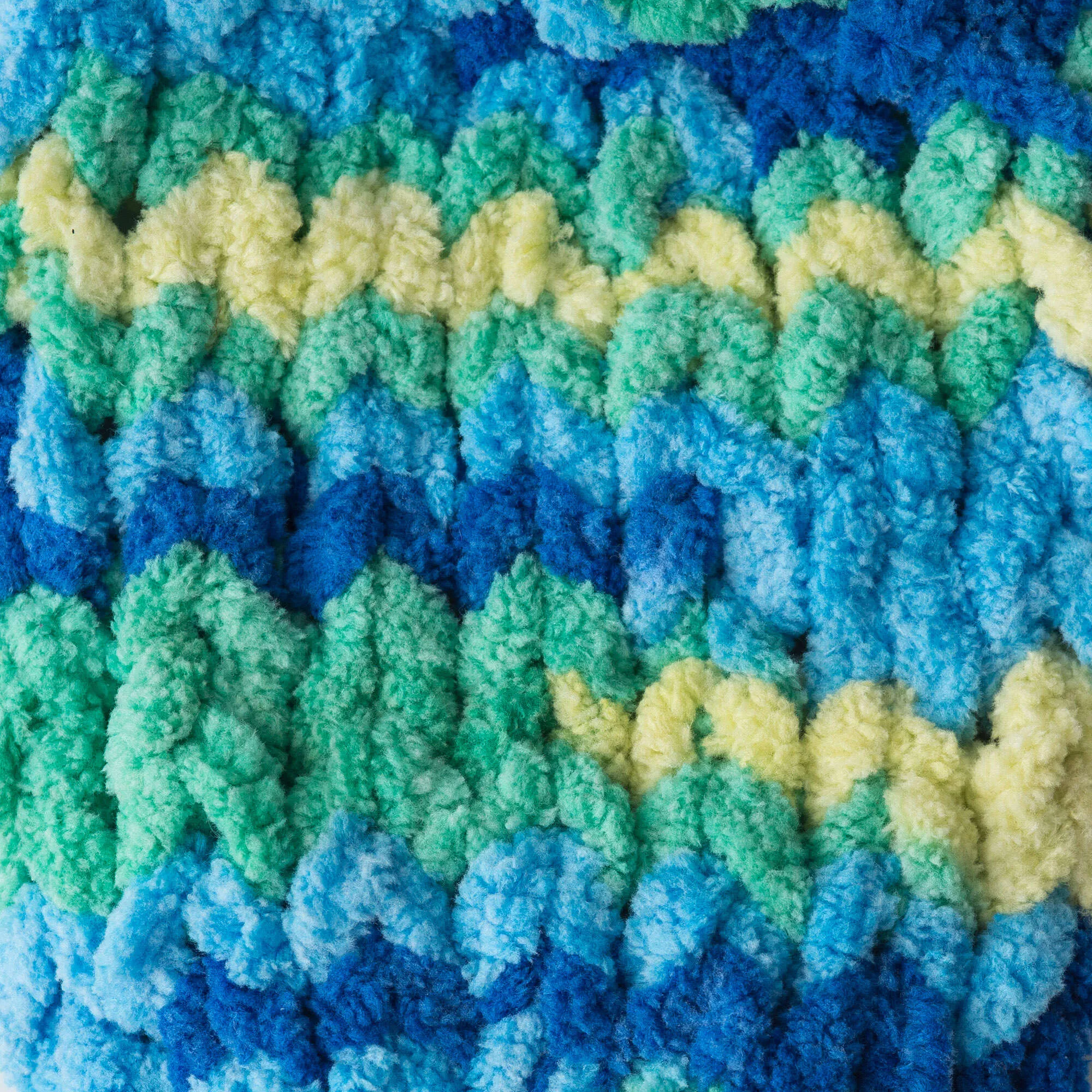 Bernat Blanket Brights Yarn (300g/10.5oz) - Discontinued Shades