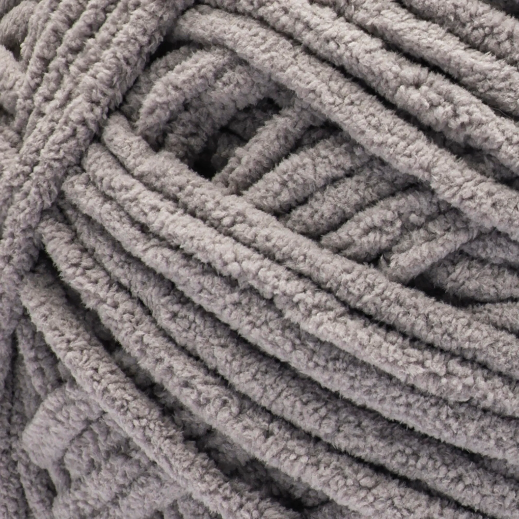 Bernat Blanket Yarn (600g/21.2oz) - Discontinued shades