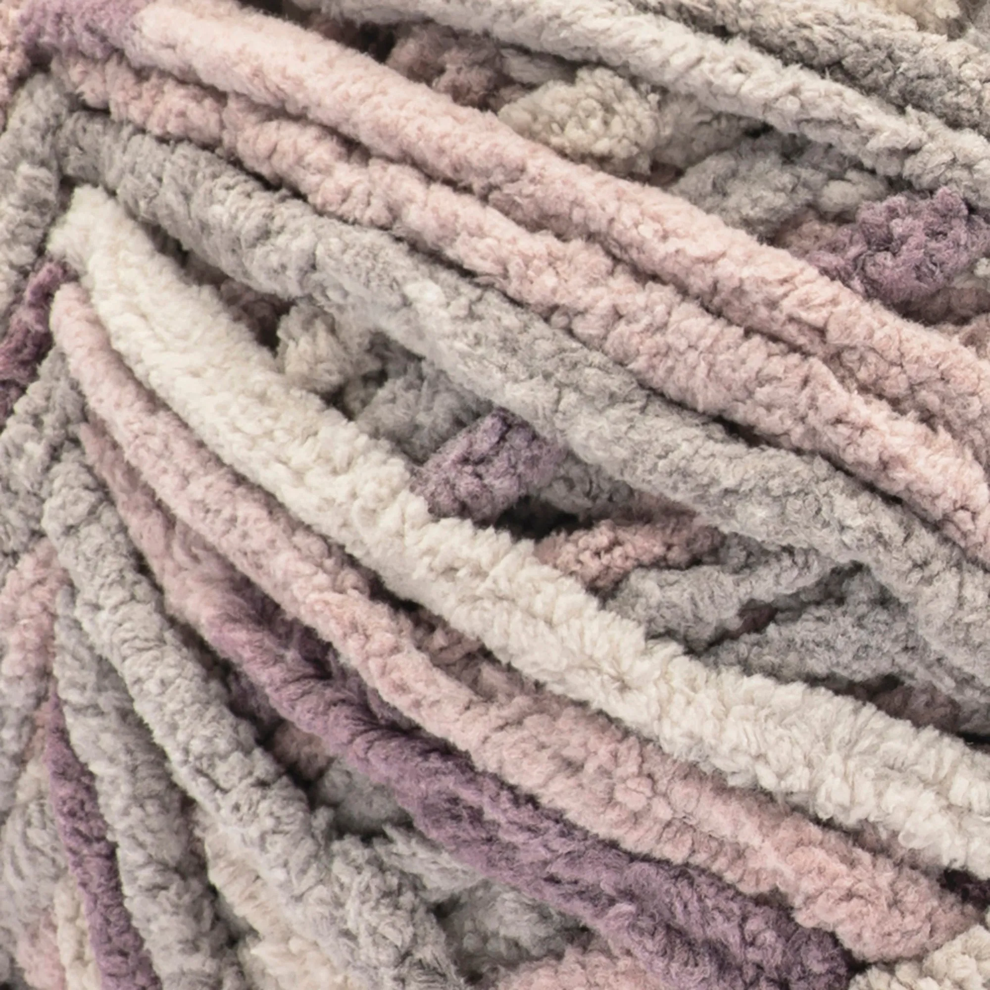 Bernat Blanket Yarn (600g/21.2oz) - Discontinued shades