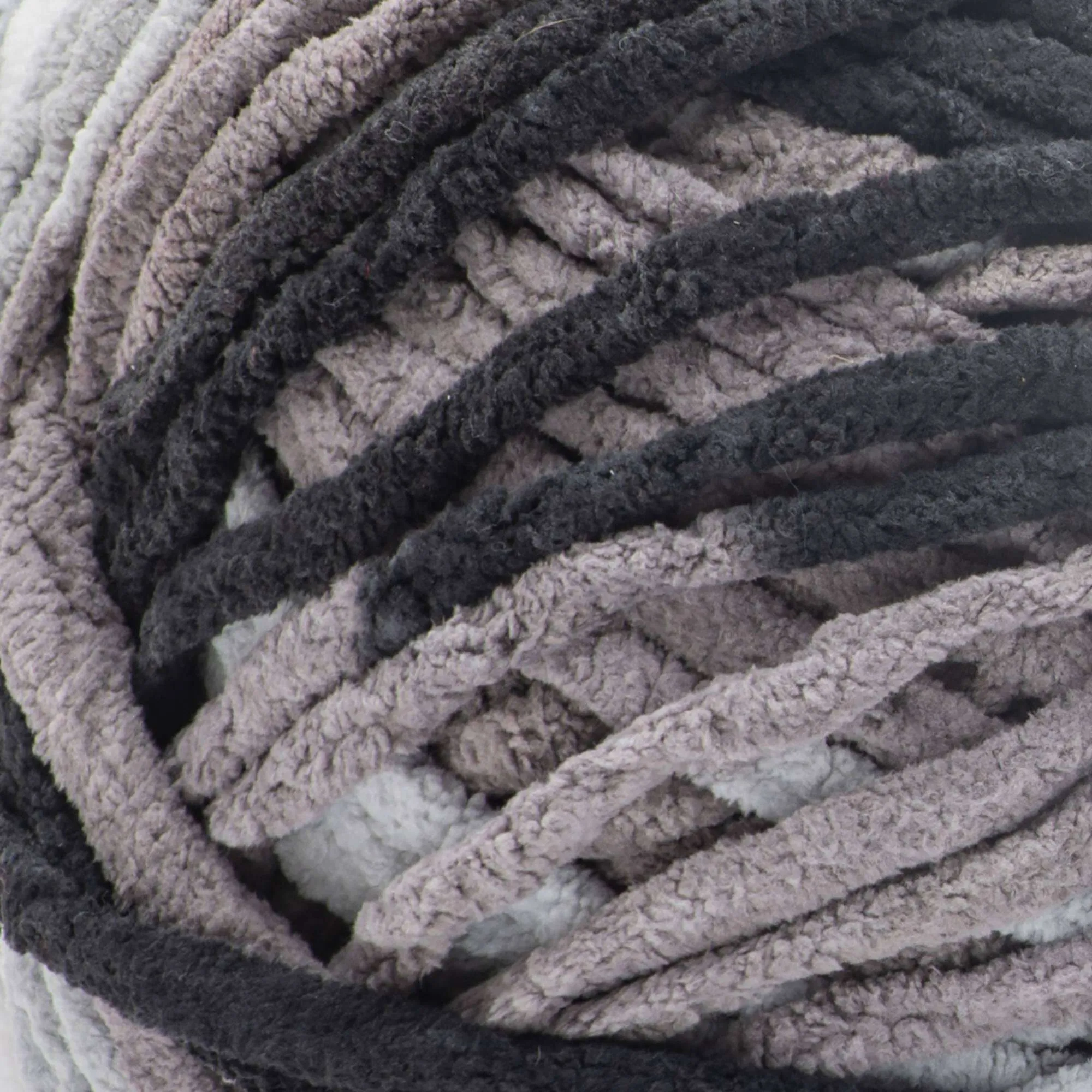 Bernat Blanket Yarn (600g/21.2oz) - Discontinued shades