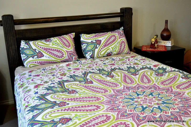 Bohemian Paisley Green Mandala Duvet Set
