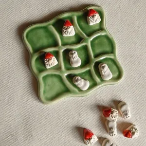 Christmas Themed Ceramic Tic Tac Toe  - TOH