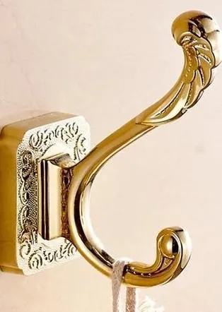 Classy Wall Mounted Bathroom Towel Hooks