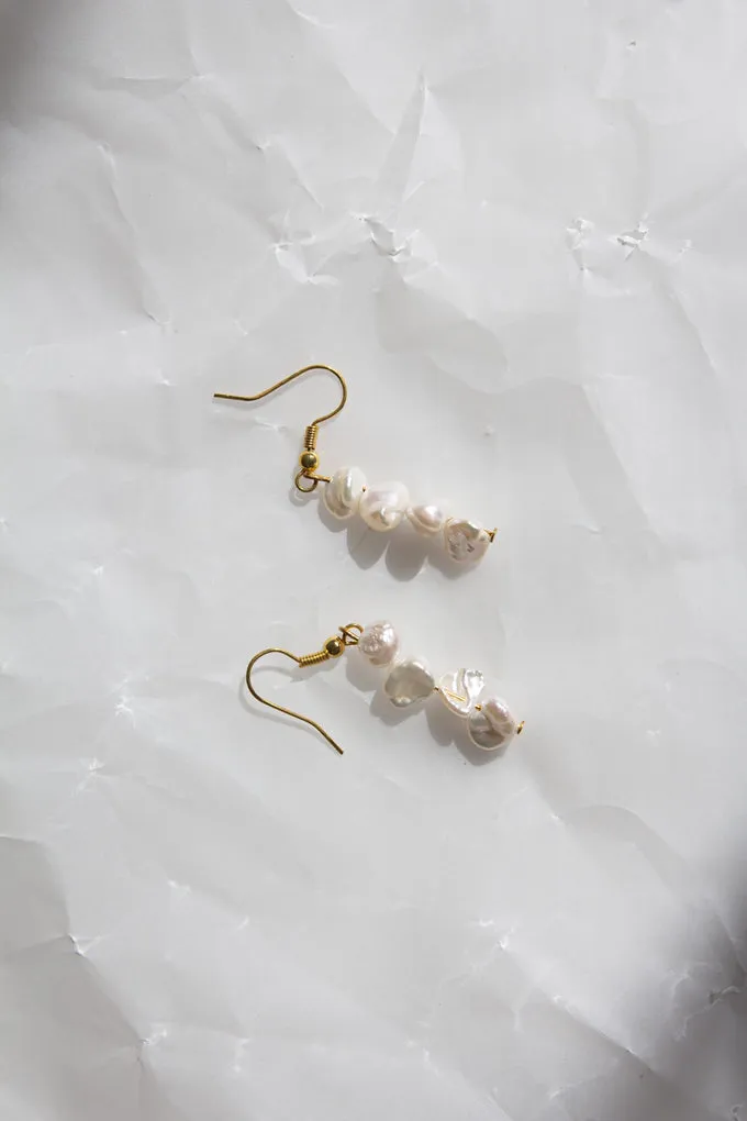 Crushes - Popcorn Pearl Earrings, Medium