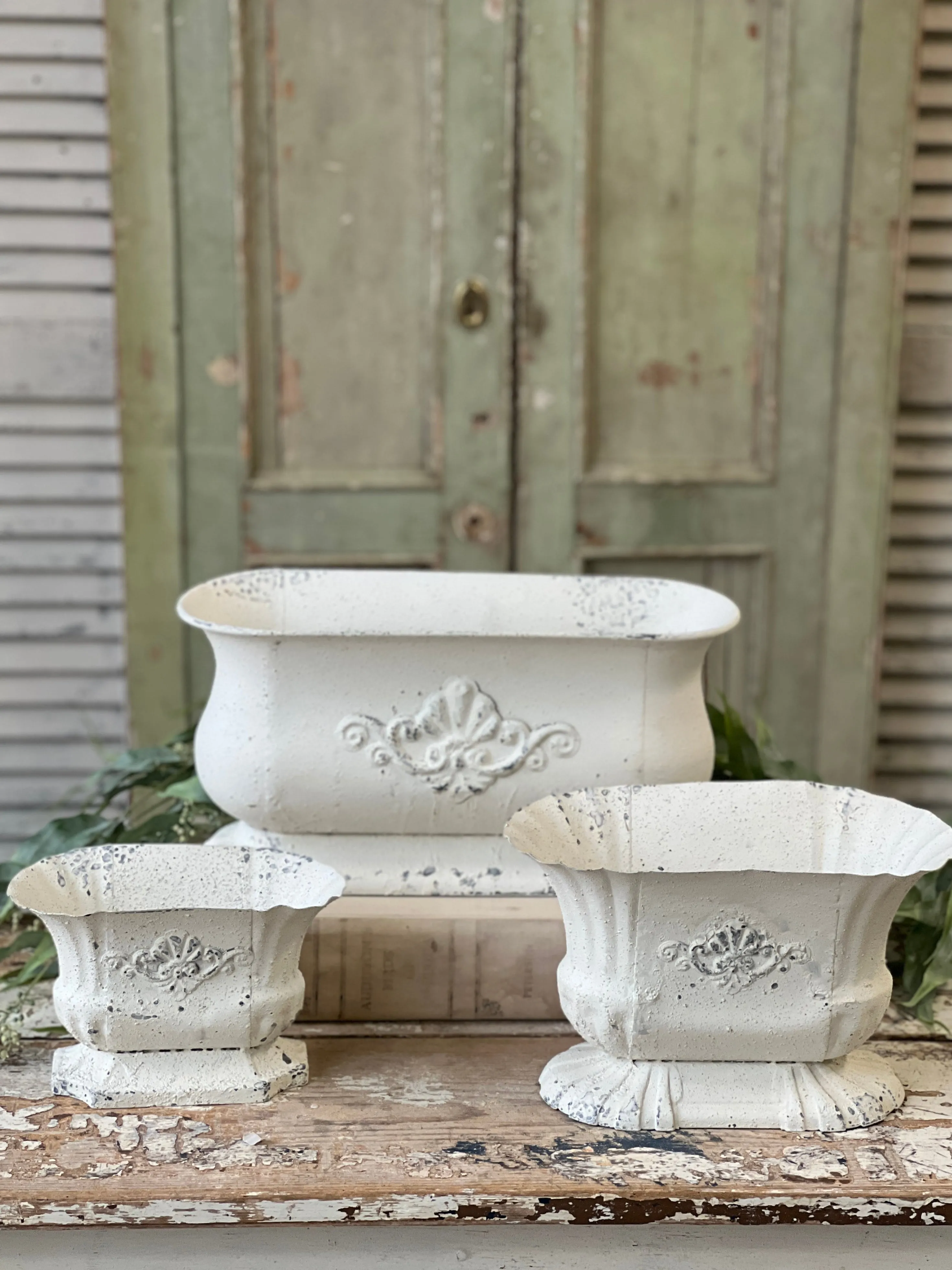 Duchess Planter | 8" | NOT CURRENTLY IN STOCK-New For Spring 2025!