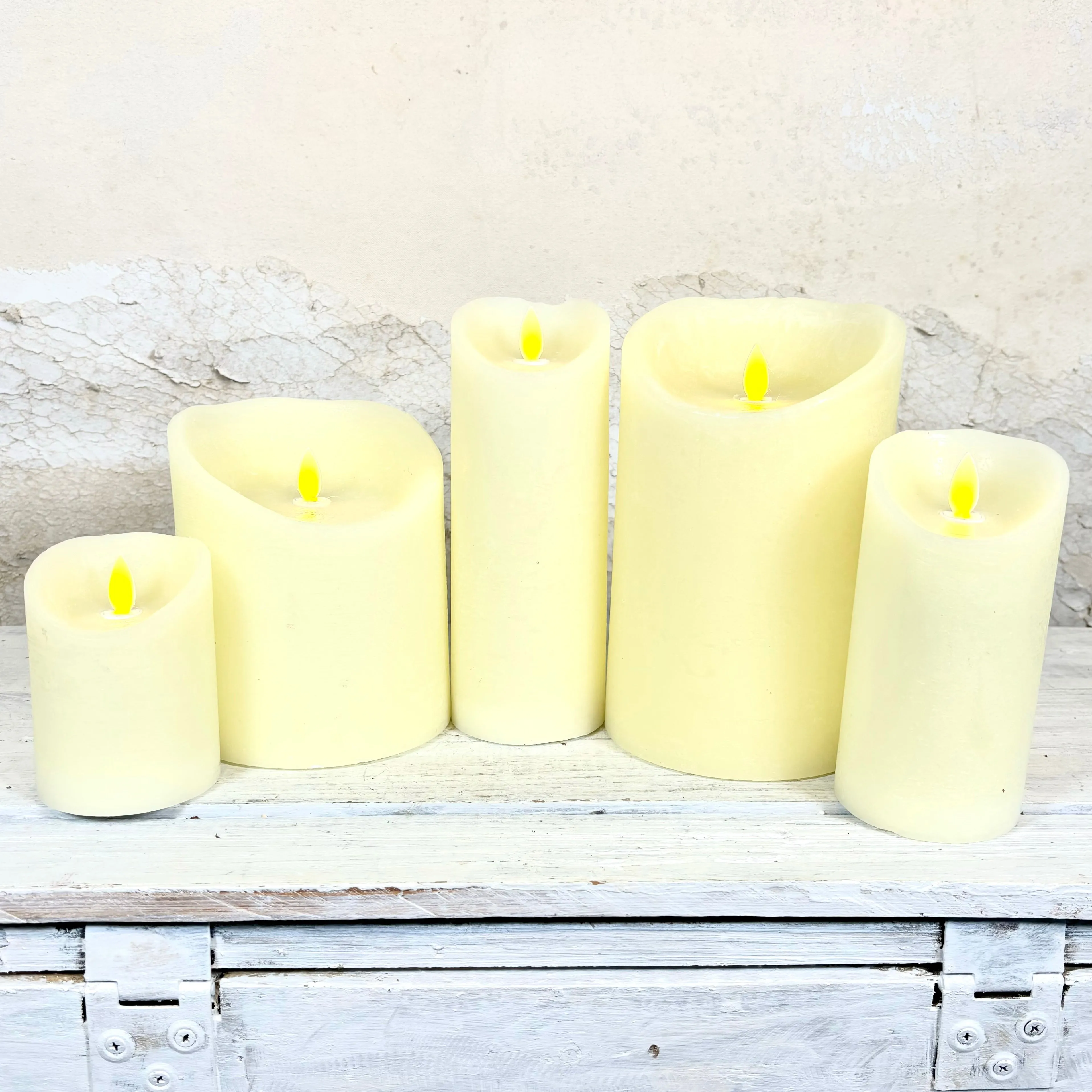 Flameless Flickering Candle with Timer Ivory Small