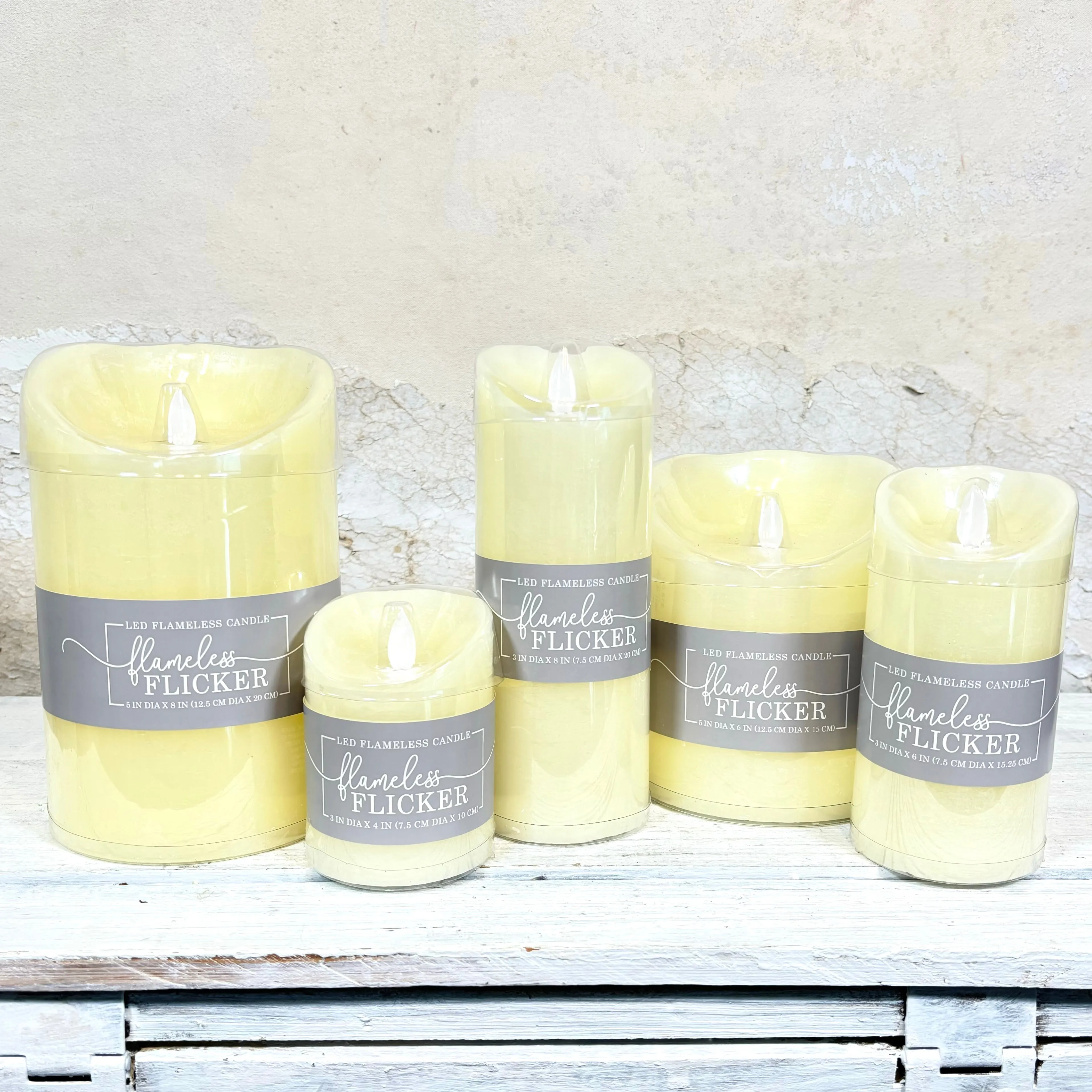 Flameless Flickering Candle with Timer Ivory Small