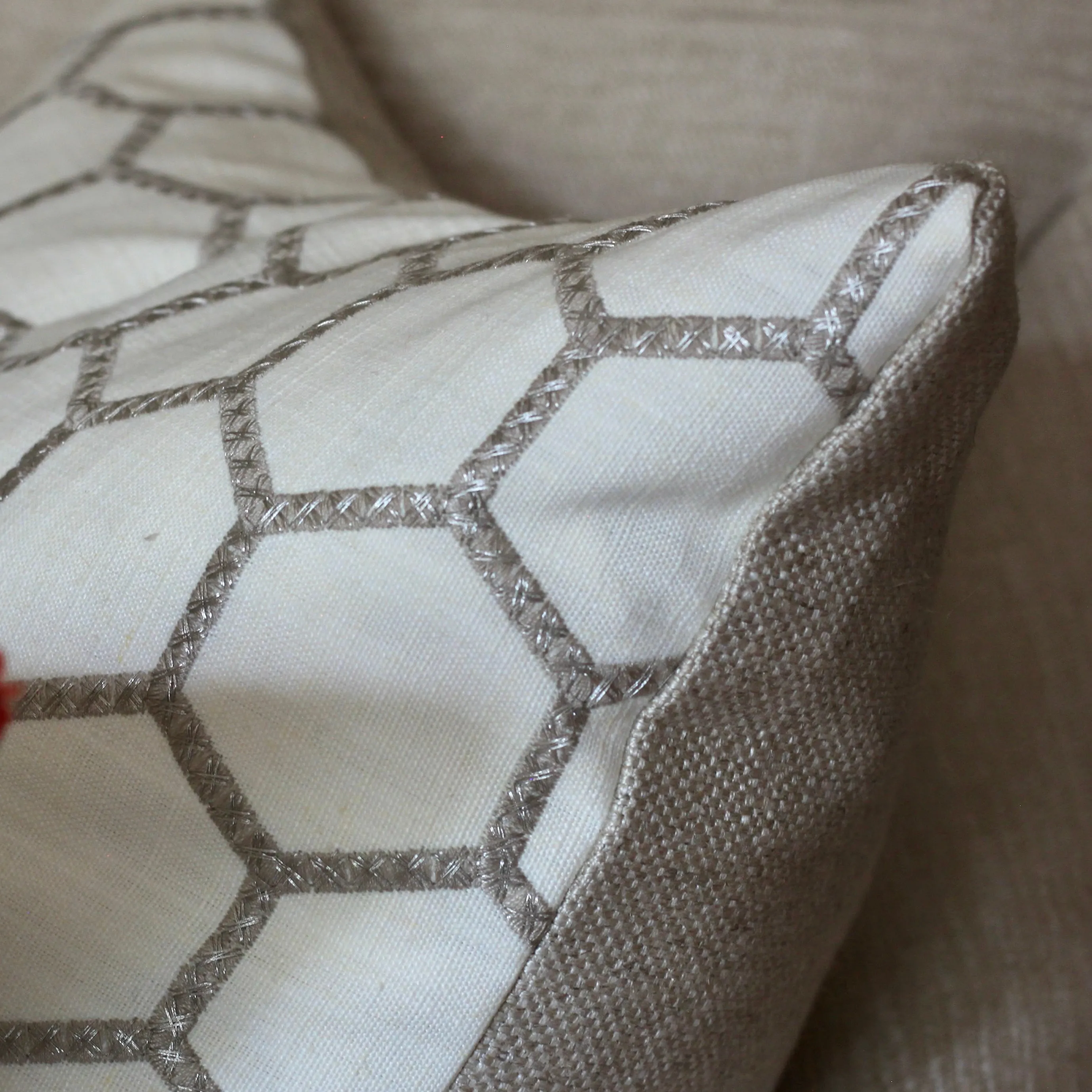Floki Cushion