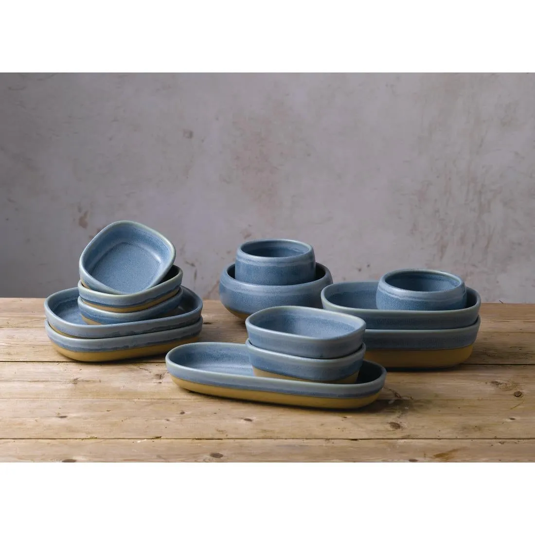 FR010 Churchill Emerge Oslo Blue Dip Pot 2oz (Pack of 12)
