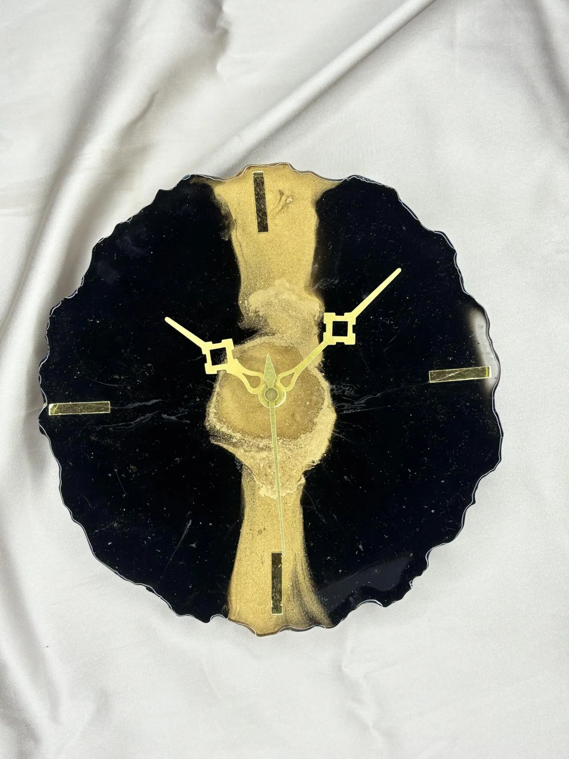 Golden Black Resin Watch with Beautiful Golden Stand.