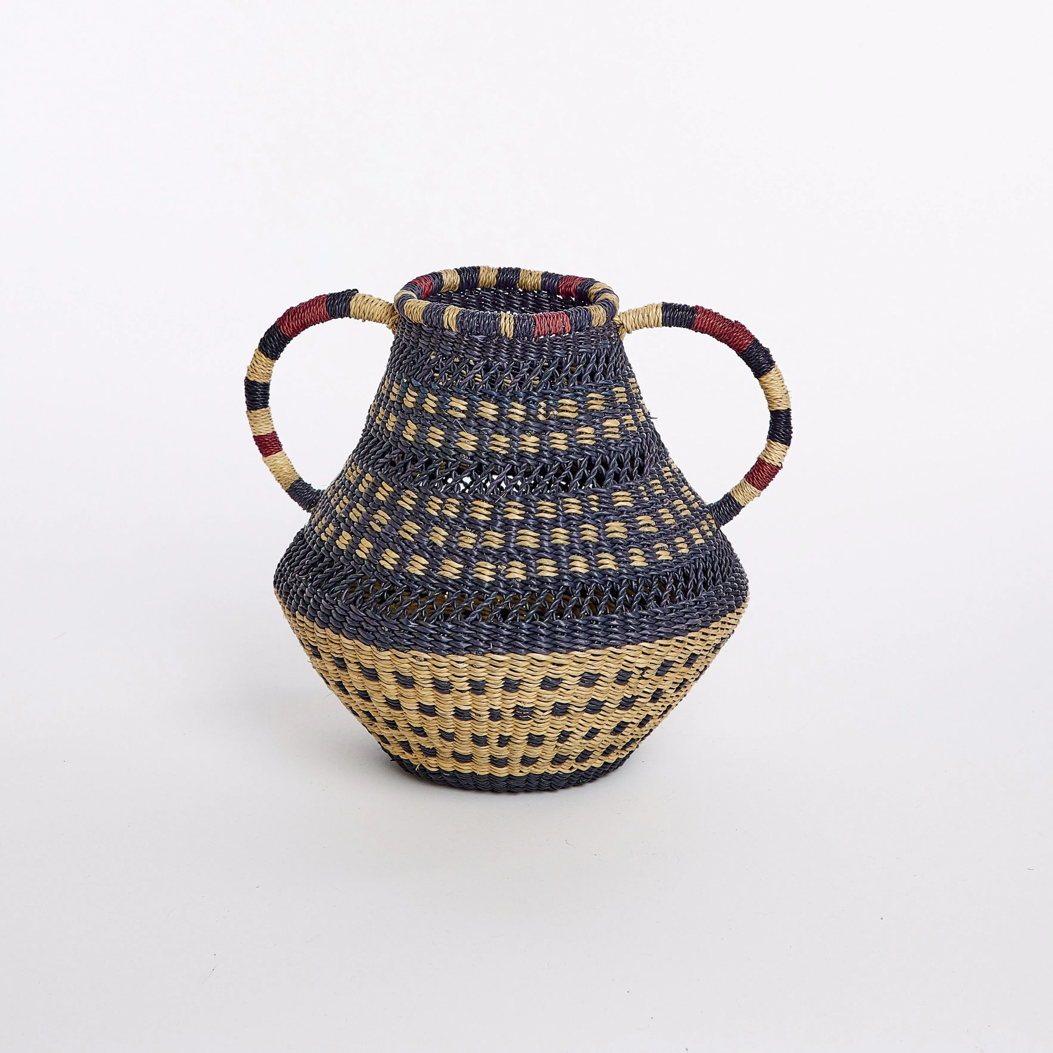 Hand on Hip Pot | Dot | Small
