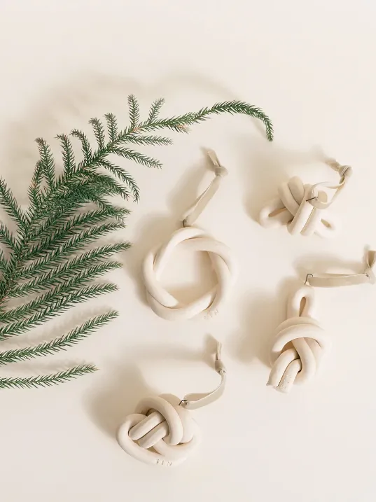 Marin Ornament Double Loop Knot