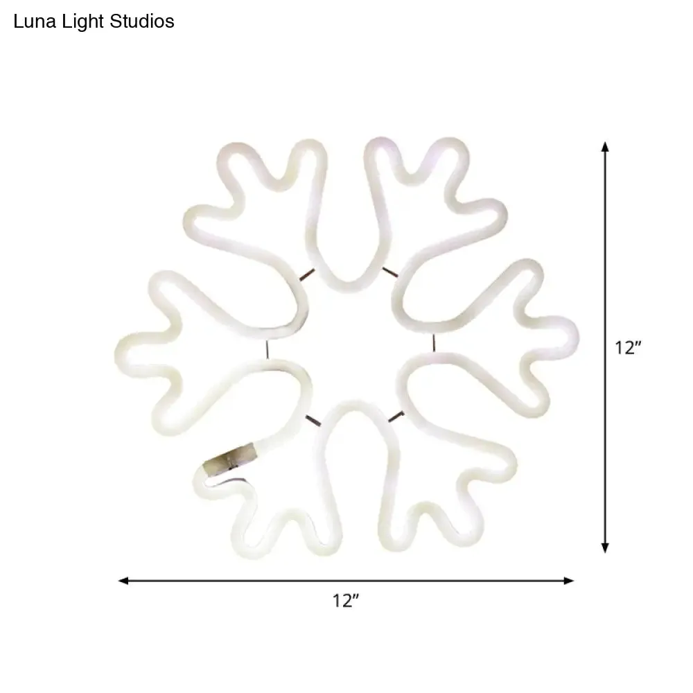 Minimalistic USB LED Night Lamp with Plastic Animation Framework for Modern Wall Lighting