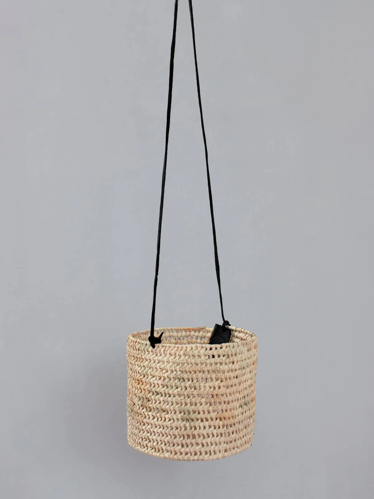 Open Weave Hanging Baskets, Black