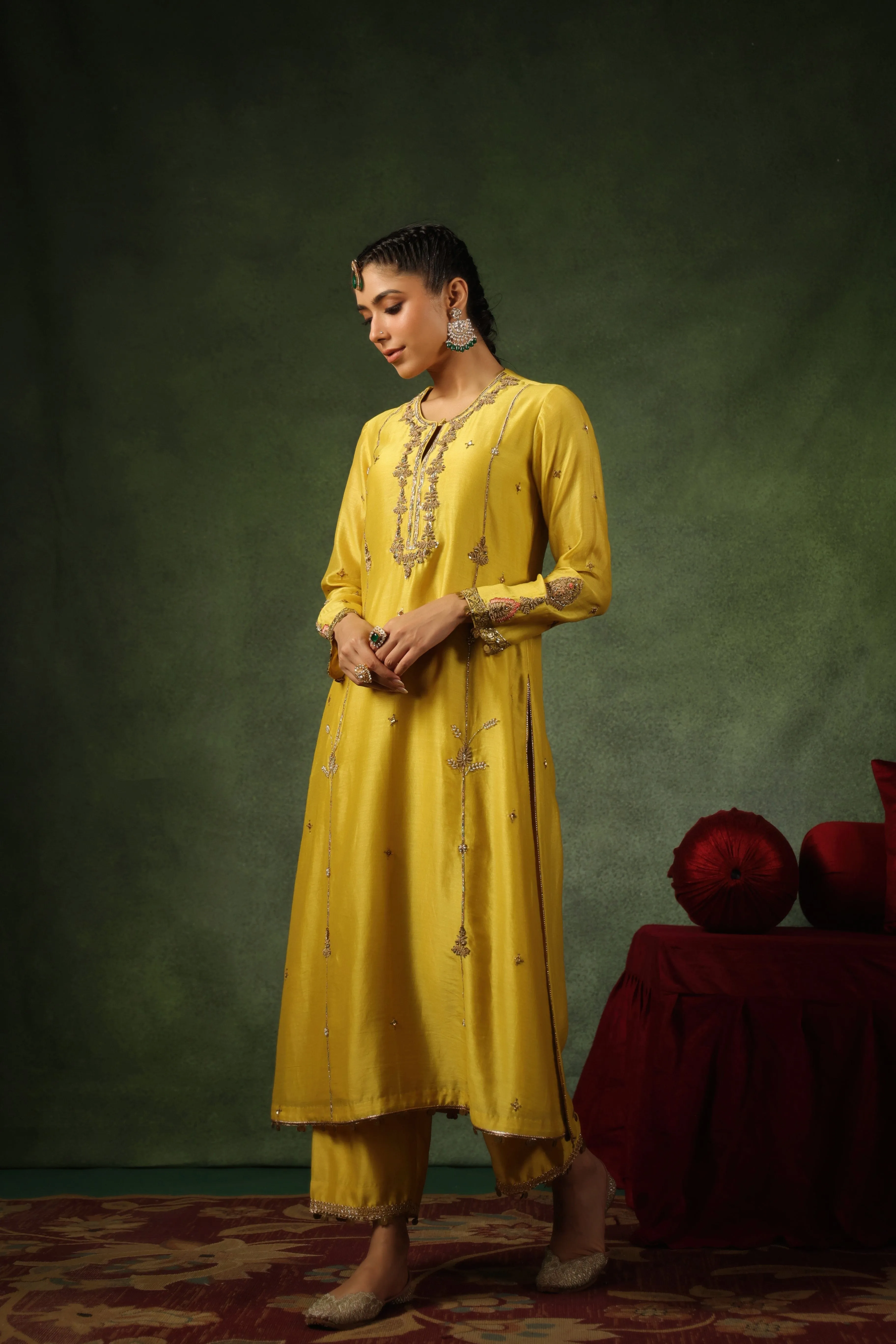 Pakeezah Zardosi Patti Buta Joda Sunehra