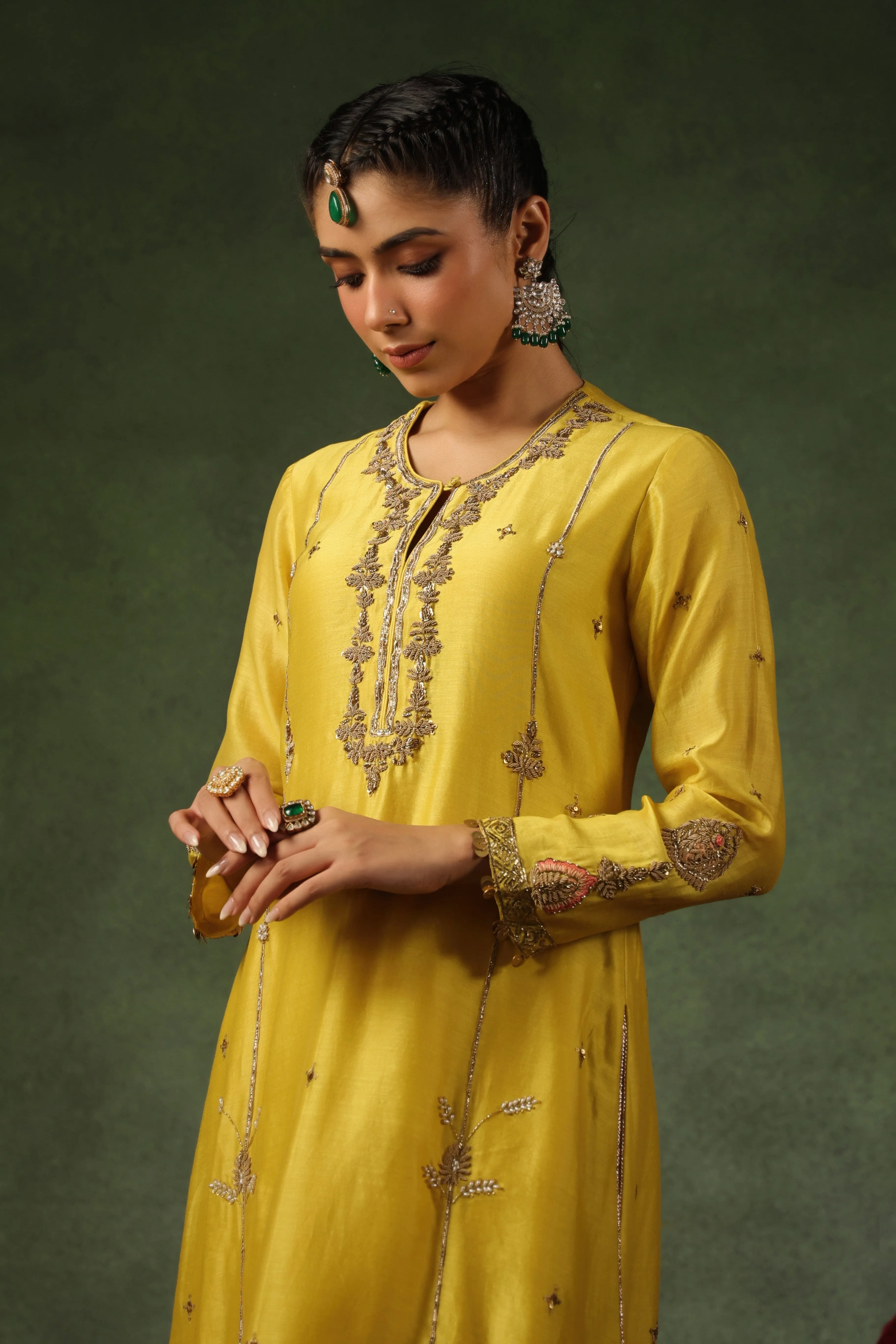 Pakeezah Zardosi Patti Buta Joda Sunehra