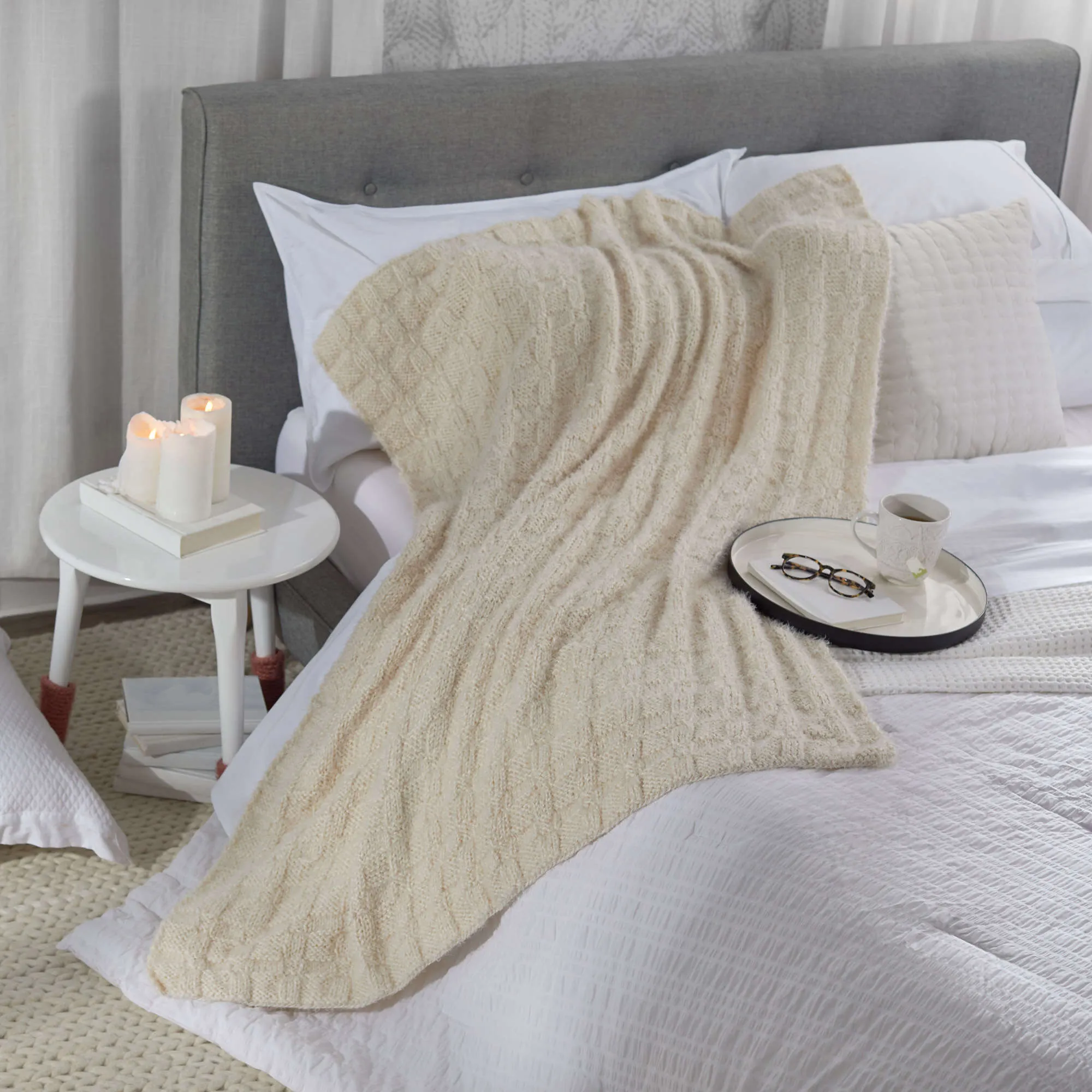 Red Heart Knit Nesting Throw