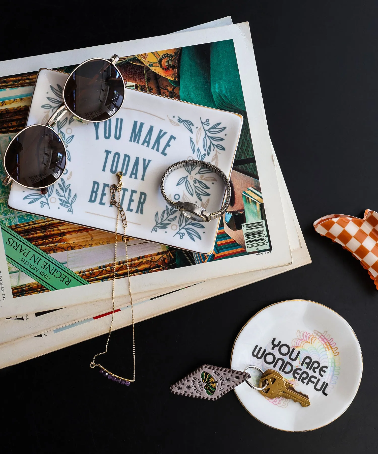 Wonderful Wavy Catchall Tray